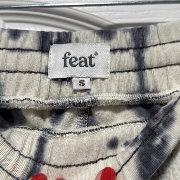 Feat joggers - Picture 3 of 4